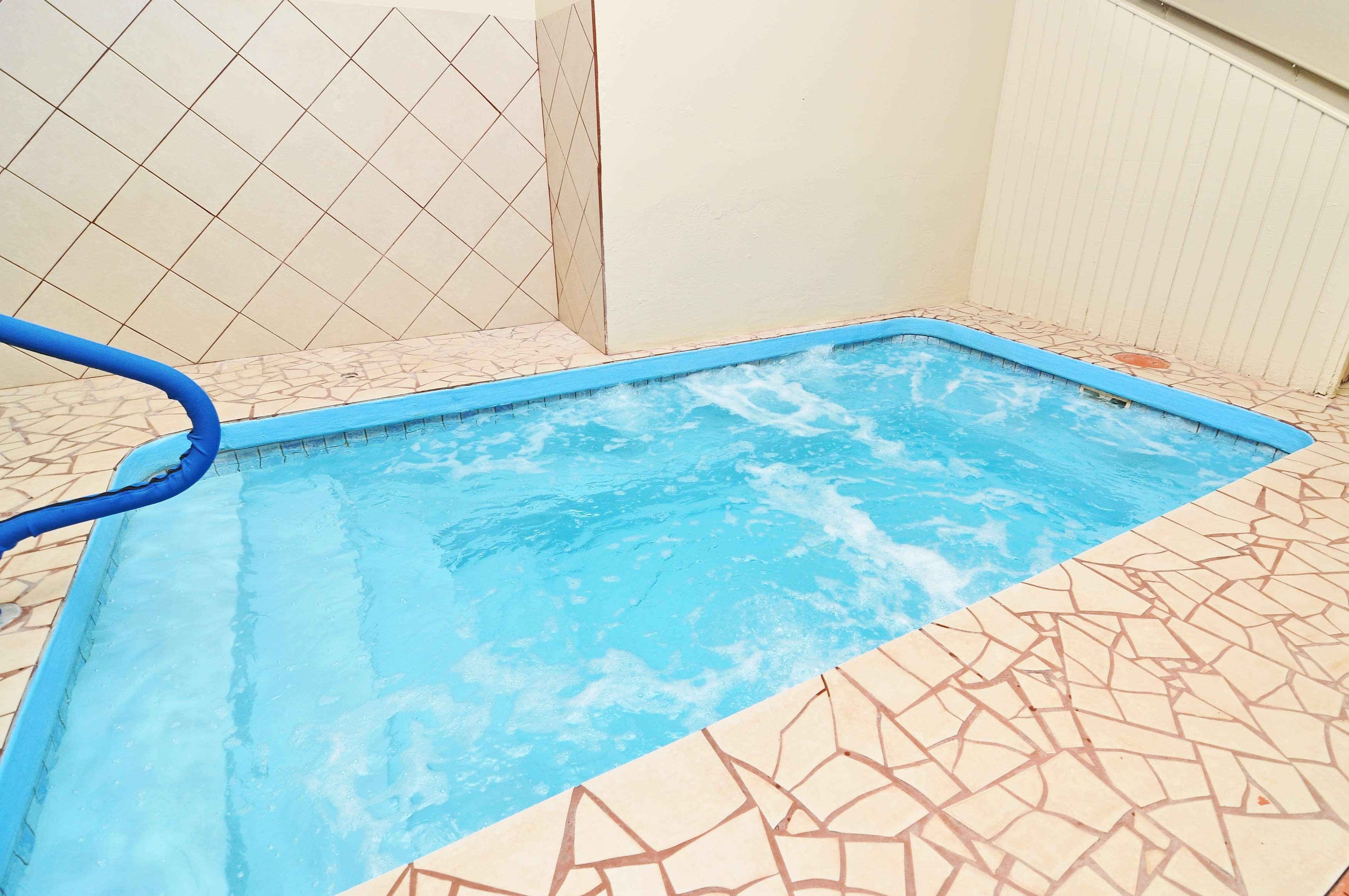 Surestay Plus Hotel By Best Western Topeka Eksteriør bilde