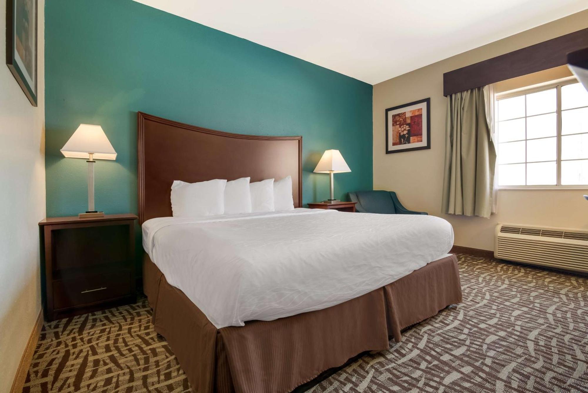 Surestay Plus Hotel By Best Western Topeka Eksteriør bilde