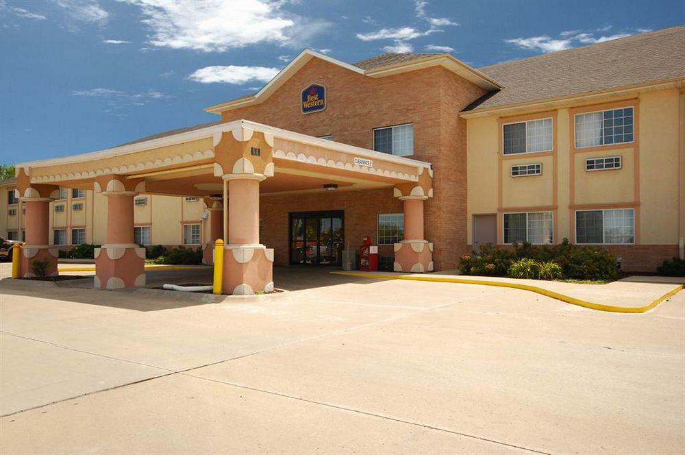 Surestay Plus Hotel By Best Western Topeka Eksteriør bilde
